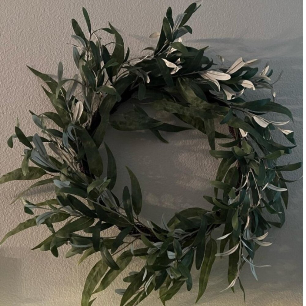 26" Artificial Eucalyptus Wreath Green